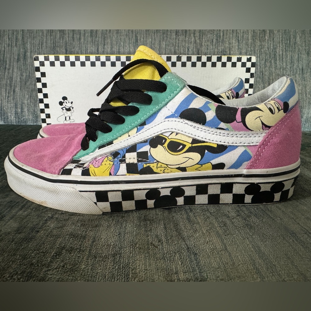 VANS x DISNEY Old Skool 90th Birthday MICKEY MINNIE MOUSE Shoes Men's 6.0
